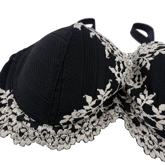 Wacoal Bra Size 34D Black Floral Adjustable Lace Underwire - Picture 2 of 8